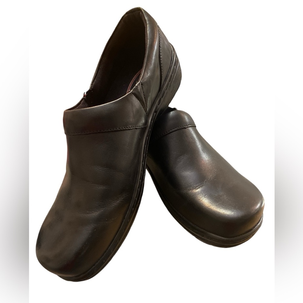 Klogs Leather Slip-On Comfort Shoes Black Size ~Men’s 10.5–11 / Women’s 12